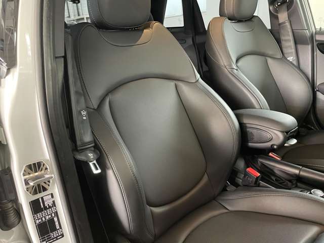 カーセンサーを見て電話しましたとお伝え下さい。078-261-1261までお気軽にお電話下さい。全国納車可能です。納車方法に関してもお気軽にご相談ください。