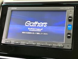 【純正ナビ】人気の純正ナビを装備。オーディオ機能も充実しており、Bluetooth接続すればお持ちのスマホやMP3プレイヤーの音楽を再生可能！毎日の運転がさらに楽しくなります！！