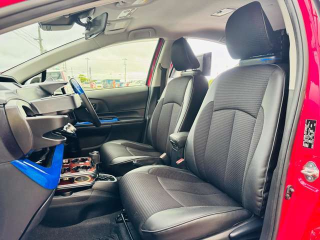 買取直売はメリット多数あり♪通常中古車の流通にかかるマージンを大幅にカット出来るので他社の同年式と比べて低価格が実現できます♪