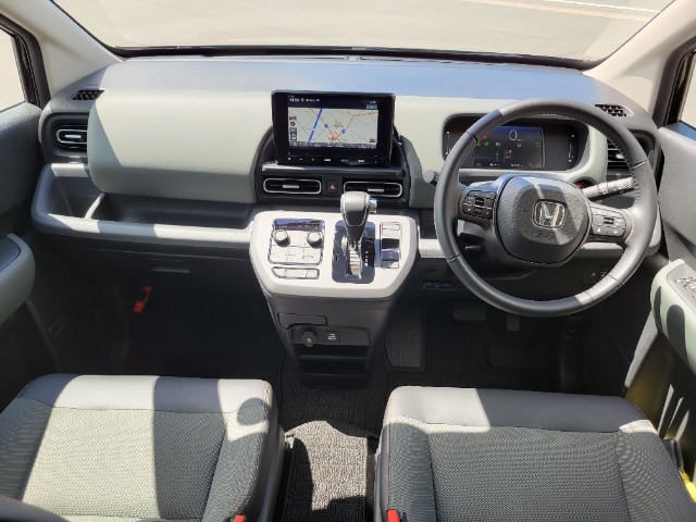 Hondaの新車はもちろんのこと、車検・点検・修理・保険など、クルマの事なら何でもお気軽にご相談ください。