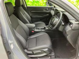 「この車の写真をもっと見たい」「状態が気になる」「この装備はついている？」どんな小さな疑問でもお気軽にお問い合わせください！