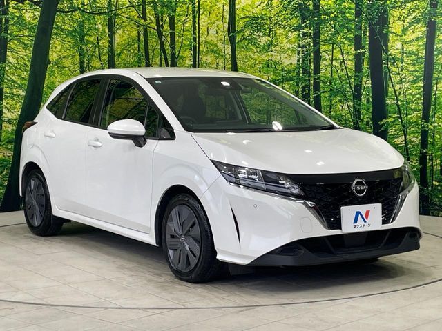 大好評のボディコーティング「弾スプラッシュコート」もご納車までに施工可能。通常のガラスコートと異なる、耐久年数6年の無機質ガラスコーティングが、ボディをキレイな状態に保ってくれます。