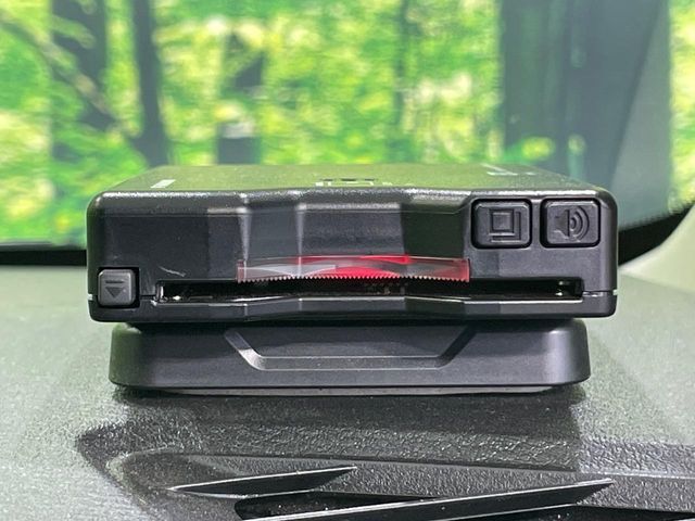 【ETC】高速道路の料金所をストレスなく通過！話題のスポットやサービスエリアに多い「スマートIC」利用時は必須のアイテムです。当店でセットアップを実施、ご納車当日からすぐにご利用いただけます！