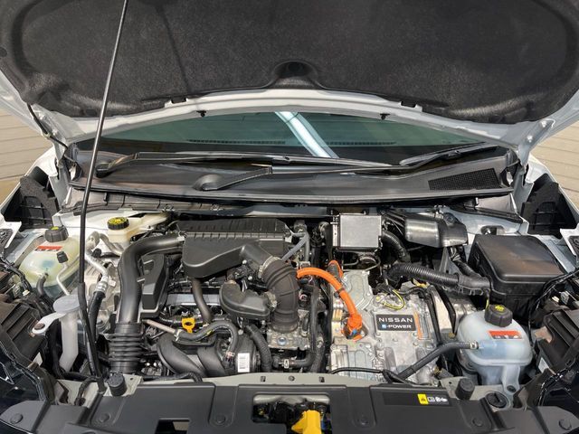 親切・丁寧な専門メカニックスタッフが応対！・車検・点検整備・事故等の修理などアフターサービスも安心。お車のカスタマイズもネクステージのサービススタッフまでご相談ください！