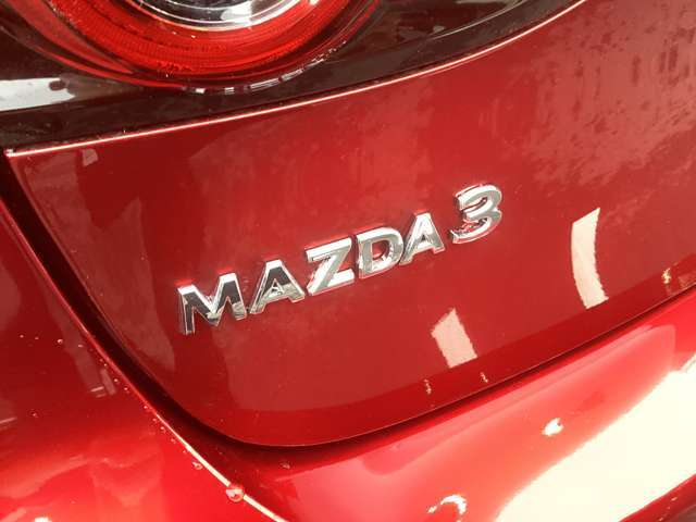 MAZDA3　ファストバック　　20S　ブラックセレクション
