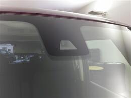 【ドライブレコーダー】映像・音声などの運転中の記録を残します。事故などを起こした起こされた時の証拠になりえますので、もしも時でも安心ですね。