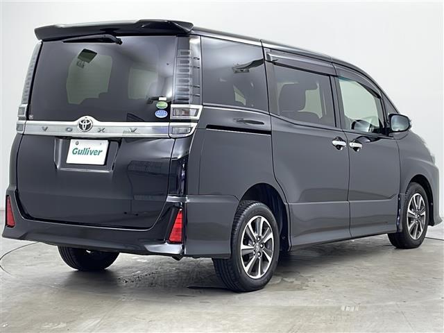 【右斜後】ガリバーの保証は、走行距離が無制限！電球や消耗品、ナビ等の社外品も保証対象。末永いカーライフに対応する充実した保証内容（保証期間によって保証内容は変わります。)