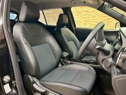 各ブランドのシートカバー取り扱っております、自慢の愛車をアレンジしましょう☆