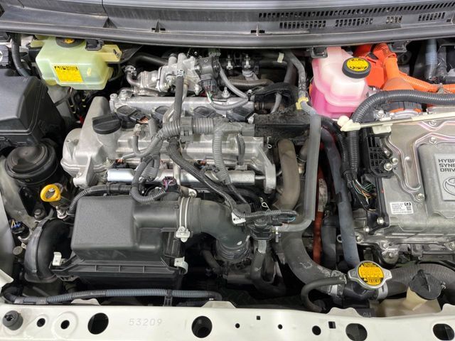 親切・丁寧な専門メカニックスタッフが応対！・車検・点検整備・事故等の修理などアフターサービスも安心。お車のカスタマイズもネクステージのサービススタッフまでご相談ください！