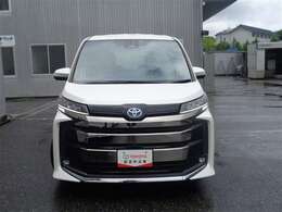 トヨタ認定中古車の3つの安心付きです。1.まるごとクリーニング済み2.車両検査証明書3.ロングラン保証