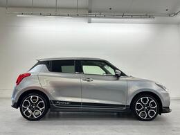 12カ月点検の実施・エンジンオイル・オイルフィルタ類・消耗劣化部品を交換してからのご納車となります。その為、よりご安心して頂けます。点検費用は込みとなりますので、別途掛かる事はございません。