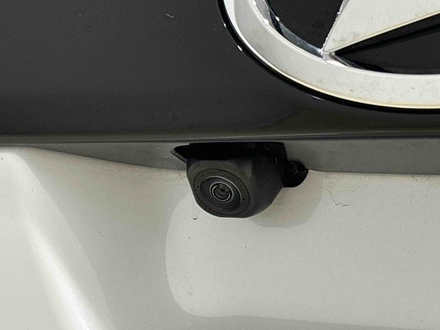 バックカメラ　ナビゲーション等を装着した場合には車両の前後左右に搭載した4つのカメラにより、車庫入れや狭い道でのすれ違いをしっかりサポートするパノラマモニター対応カメラが付いてます