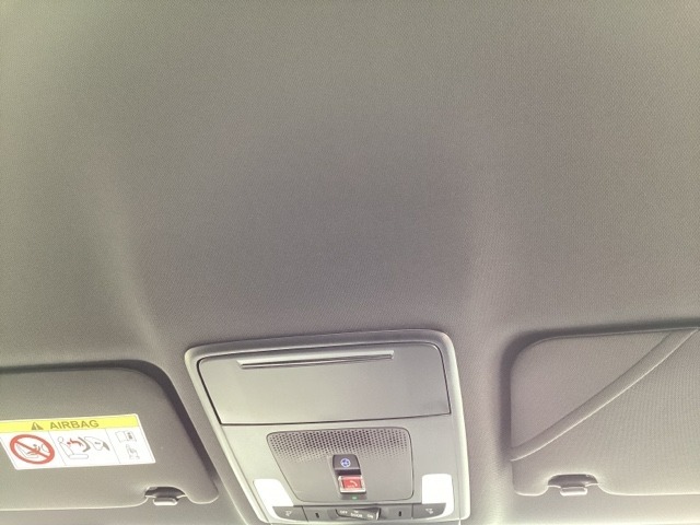 Honda CONNECT搭載車です。「Honda Total Care プレミアム」に加入頂くと、「緊急サポートセンター」や「Honda ALSOK駆けつけサービス」などのサービスが受けられます。