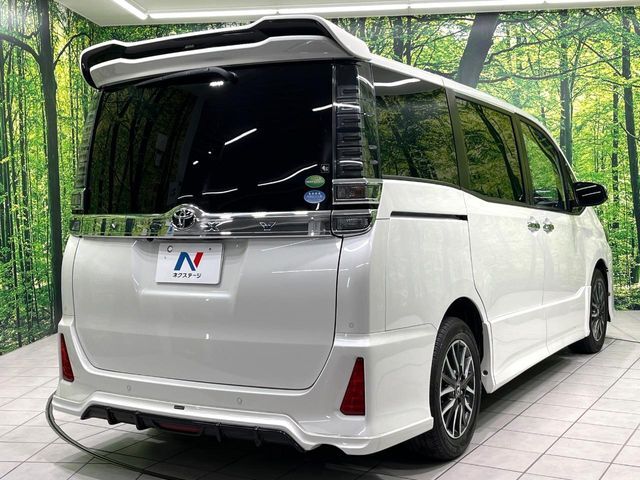 ☆全国のネクステージからお取り寄せが可能※！遠方の店舗に展示してあるクルマが気になる場合も、最寄りの店舗でご覧いただくことが可能です！是非私たちに要望をお聞かせください！※別途費用