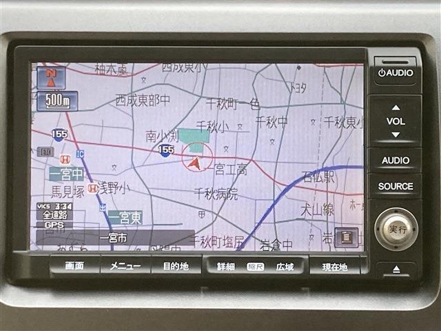 納車前には経験豊富な当社整備士が、しっかり点検、整備を致します。エンジンオイルはもちろんのこと、消耗品等もしっかりチェックし、交換しております。車検と同じ検査基準をクリアしてお渡ししております。