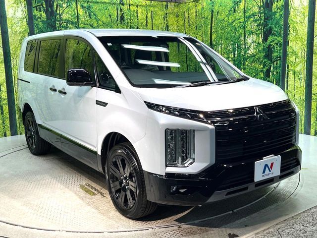 大好評のボディコーティング「弾スプラッシュコート」もご納車までに施工可能。通常のガラスコートと異なる、耐久年数6年の無機質ガラスコーティングが、ボディをキレイな状態に保ってくれます。