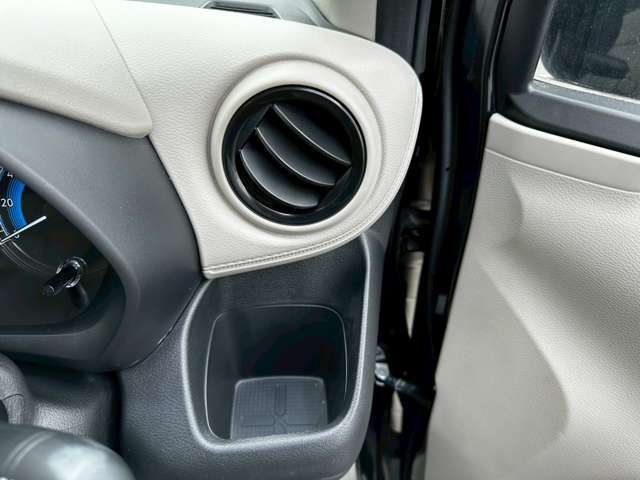 株式会社オートコミュニケーションズ　成田店の車両を拝見頂きありがとうございます。ご不明な点やなどご要望がございましたら、お気軽にメールもしくは、TEL：043-496-1222にてお問い合わせください。