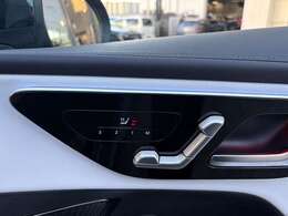 お車が展示場に無い事がございます。ご来店の際は一度お電話にて在庫の確認をお願い致します。正規ディーラーメルセデス・ベンツ北大阪サーティファイドカーセンター0120-838-038まで