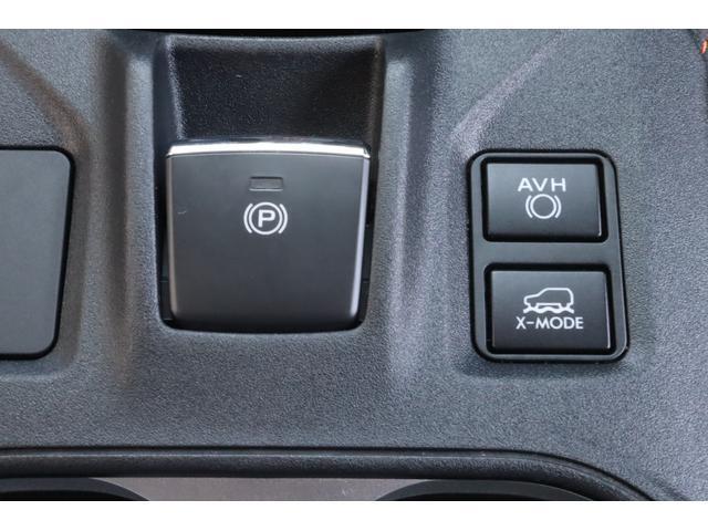 AVH(オートビークルホールド)装備！信号待ちなどの停止時に、ブレーキペダルから足を離しても停止状態を維持する機能です。ドライバーの運転負荷を軽減 します！