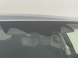 【　衝突被害軽減ブレーキ　】衝突軽減ブレーキ付き♪誤操作で万が一、前方の車に衝突しそうになった際に自動でブレーキが作動し衝突の被害を軽減します！