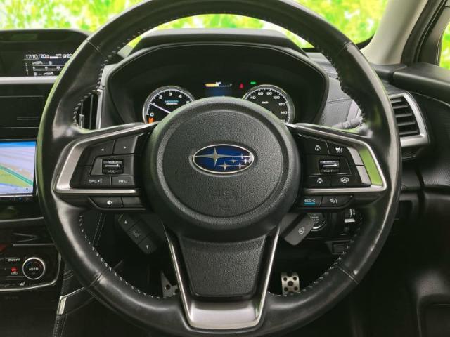 WECARSの展示場では実際に見て、触ってお車をお選びいただけます！知識の豊富な営業スタッフが様々なカーライフをご提案いたします！