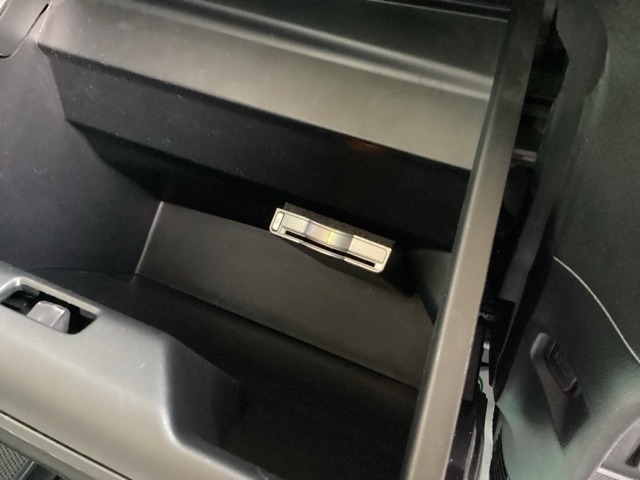 ★ETC搭載★お出かけには今や欠かせなくなってきましたETC装備で、高速道路の利用もスマートに！料金所もスイスイ通過⇒快適ドライブにかかせないアイテムです