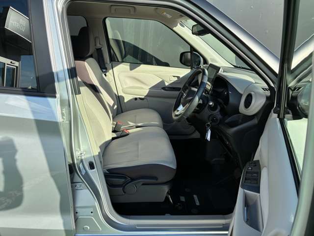 ドライバーの方が座るシートです。実際お座りいただくのが、分かりやすいと思います。お気軽にご来店ください