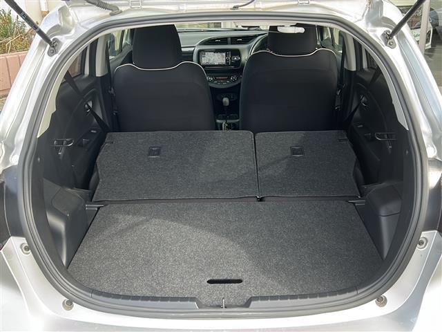 気になる車はすぐにお問い合わせください！画面右側の0066から始まる無料ダイヤルからお問い合わせ下さい！専門スタッフがお車のご質問にお答えいたします！