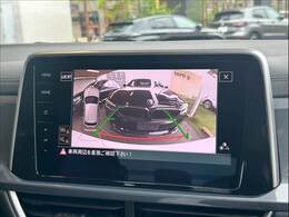 「フルカラーバックモニター」を装備で駐車が苦手な方でも安心です。