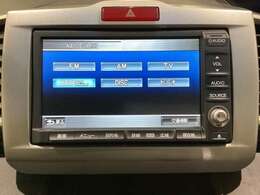 ナビゲーションはワンセグTV対応の工場装着純正HDDナビを搭載。CDの録音再生ができるサウンドコンテナ（ミュージックサーバー）付きです。