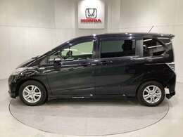 購入後も自社指定整備工場完備でお客様の愛車をしっかりサポート致します！御納車時には安全かつ安心してお乗り頂けるようホンダ専門知識を持つ整備スタッフが点検・整備・装備も説明をしてお渡ししております。