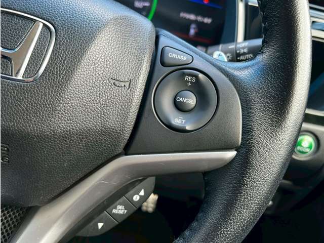 当社はあいおいニッセイ同和損保代理店です。お車の任意保険も当社にてご加入を頂けます。保険の事があまり分からない場合も詳しくご案内させて頂きます。無料お見積りも致しますのでご相談下さい。