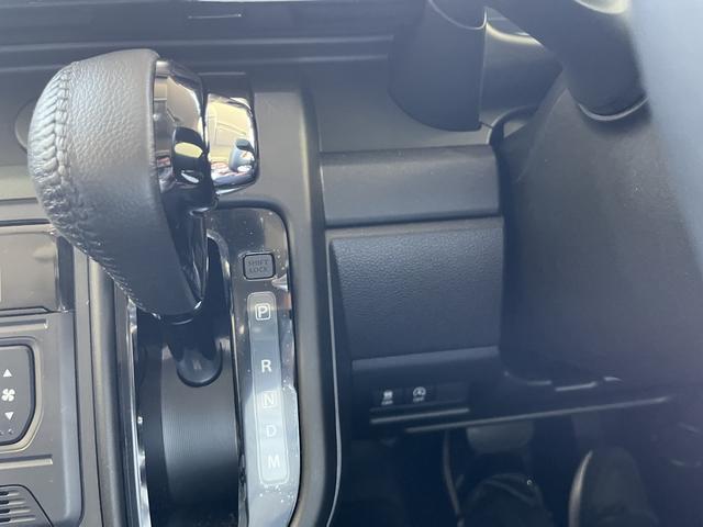 無断変速オートマ（CVT）は滑らかな変速で燃費も良いですよ！