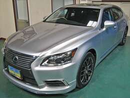 ★HDDナビゲーション（12.3インチワイドディスプレイ/VICS3メディア、Bluetooth携帯電話対応、DSSS対応）★地上デジタルTVチューナー＆アンテナ★リモートタッチ★ステアリングスイッチ