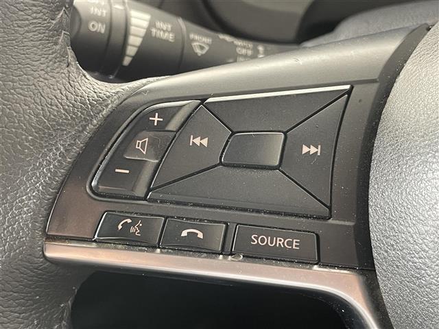 【運転席操作部】快適なドライブを楽しむための機能が装備されています！運転席から触れるので、使いやすいです！除菌プランいれていただくと、さらに清潔で安心していただけます！