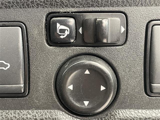 【運転席操作部】快適なドライブを楽しむための機能が装備されています！運転席から触れるので、使いやすいです！除菌プランいれていただくと、さらに清潔で安心していただけます！