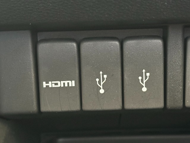 外部機器からの接続も可能でございます。