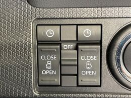【両側パワースライドドア】スマートキーや運転席のスイッチで後席両側スライドドアの開閉が可能♪電動だから力を入れてドアを開ける必要が無く、小さなお子様でも簡単に開け閉めでき快適です♪
