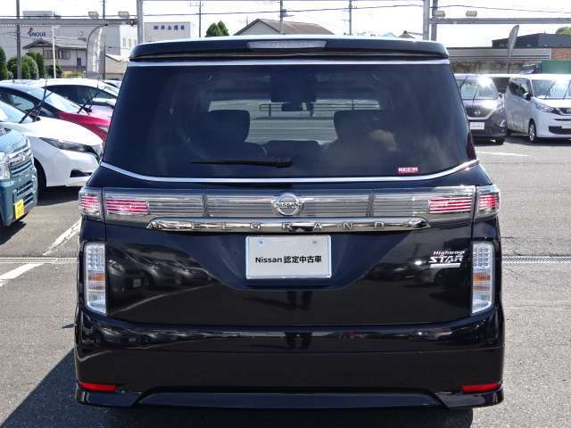 全国どこでも納車OKです！遠方のお客様も歓迎します。納車後の保証修理はお近くの日産のお店で対応いたします！