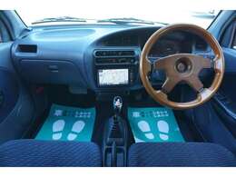 ★スタイリッシュな1台です。各種カスタムもお気軽にご相談下さいませ！セキュリティー、車高調組み込み、エアロパーツ取付、板金修理などなど、アフターサービスもしっかりとご対応させて頂きます！