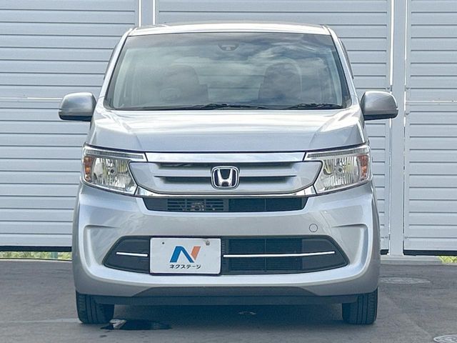 弊社では、全車『修復歴なし』のお車のみ取り扱っております。専任バイヤーによる厳選した仕入れの後、入庫後の車両チェックを行い、ネクステージが認定した高品質な中古車をご提供しております。