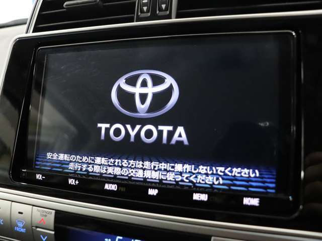 純正9インチナビ！