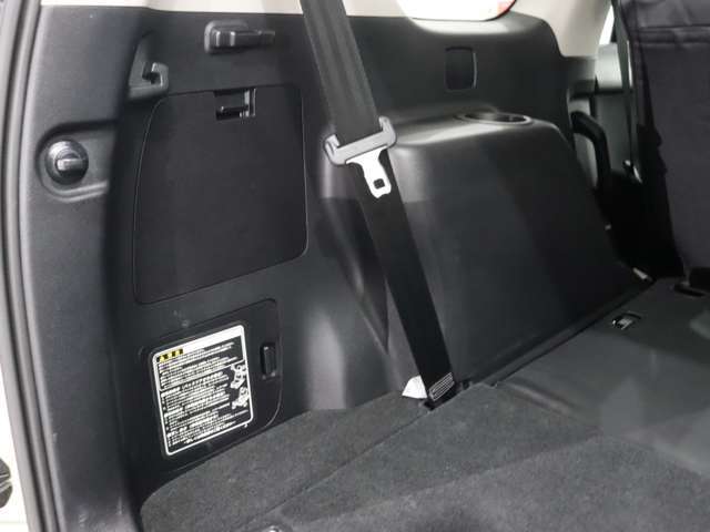 ラゲッジ内張り！