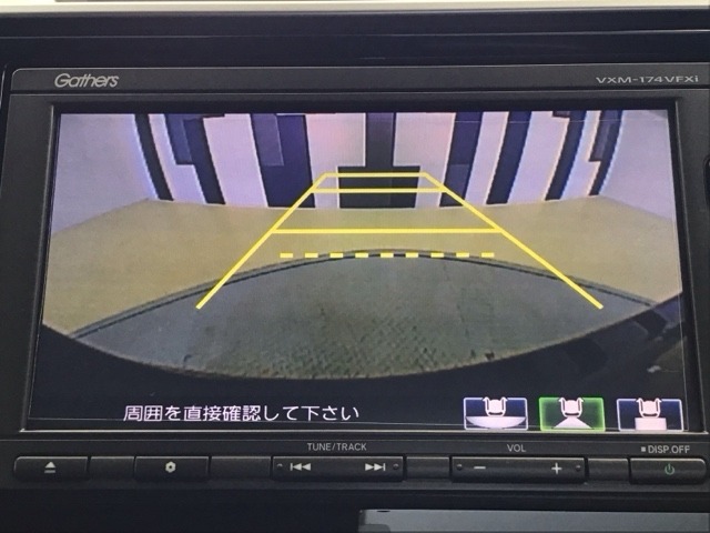 バックカメラ付きで後方の確認も安心です！スムーズな駐車・車庫入れをサポートいたします！