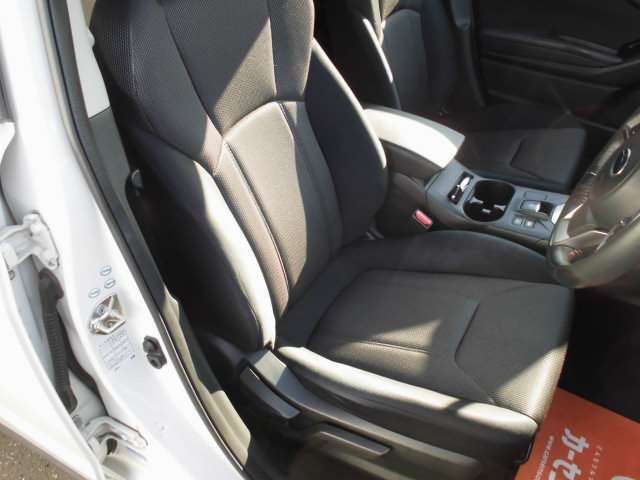 運転席です。ゆったりと座れます。