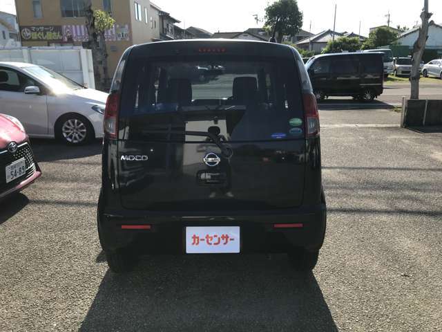 年式相応ですが、納車時にはできる限りキレイに納車させていただきます。どうしても気になるところ等ありましたら、低価格にてお直しいたしますので、何なりとお申し付けください。