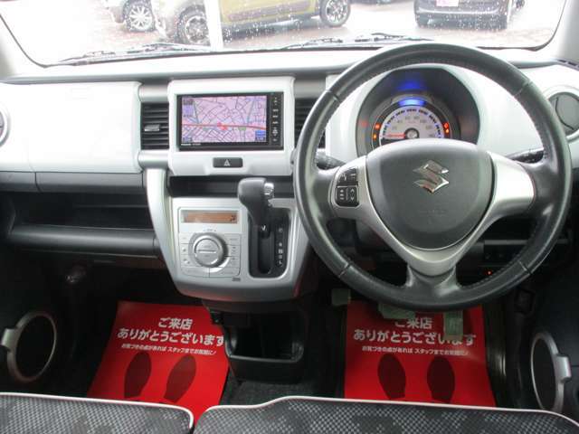 私たちは、地域で上位の車のある豊かな生活を提供するために、プロとしてアドバイスいたします。