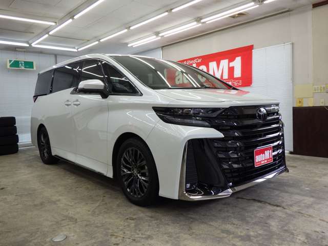 お客様にご満足して頂けるよう専任スタッフが1台、1台真心込めて整備致します。
