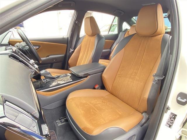 フルセグナビ・全周囲カメラ・BTオーディオ・18AW・ハーフレザーシート・シートヒーター・LEDライト・フォグLED・ステアリングヒーター・レーダークルーズ・セーフティセンス・BSM・Pアシスト