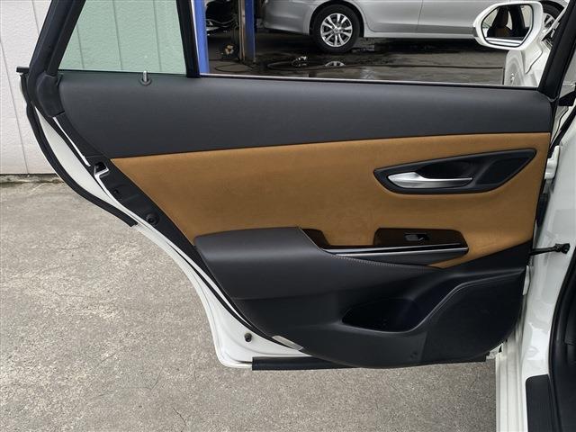 フルセグナビ・全周囲カメラ・BTオーディオ・18AW・ハーフレザーシート・シートヒーター・LEDライト・フォグLED・ステアリングヒーター・レーダークルーズ・セーフティセンス・BSM・Pアシスト